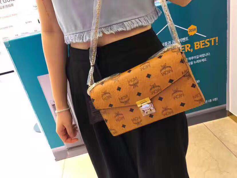 今天值得买的包包推荐学生,今日好看的包包推荐