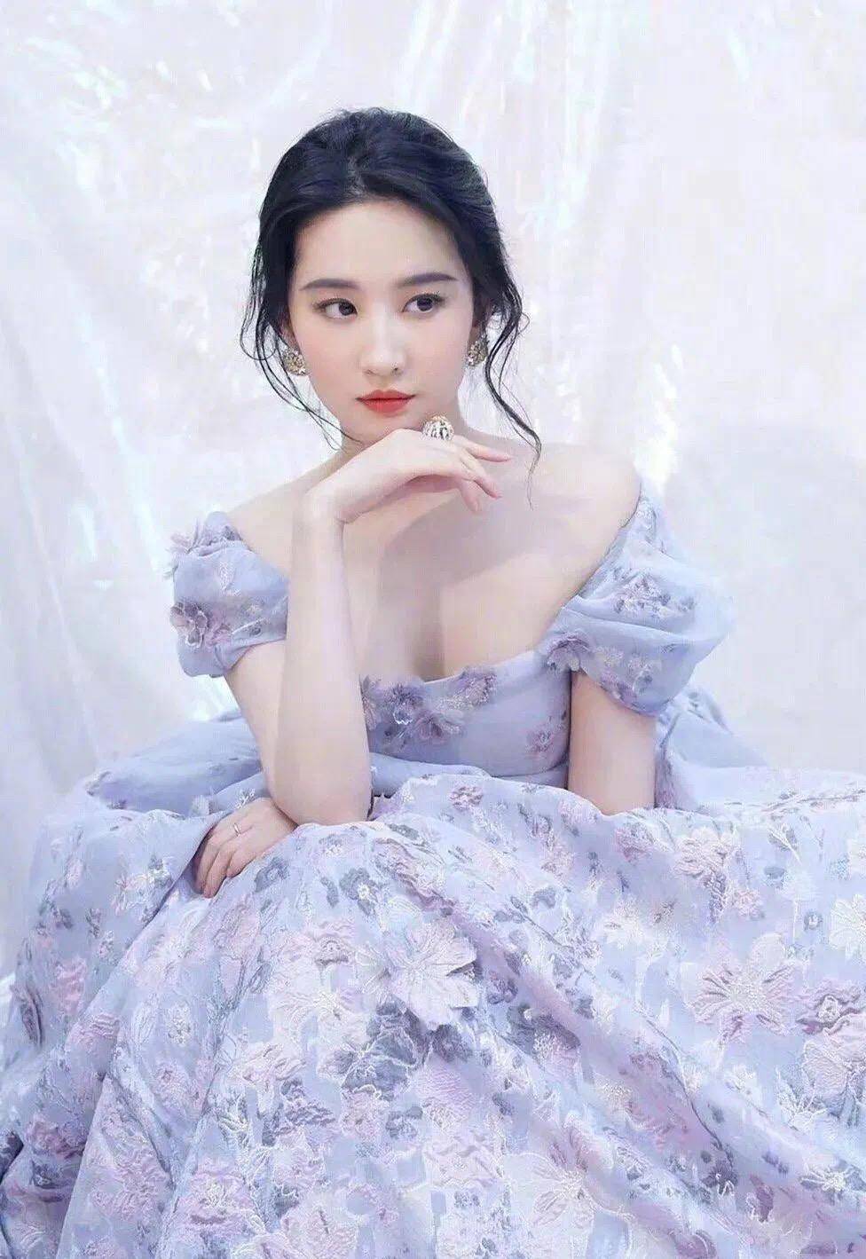 复古a字裙半身裙小个子,油画连衣裙a字夏泡泡袖