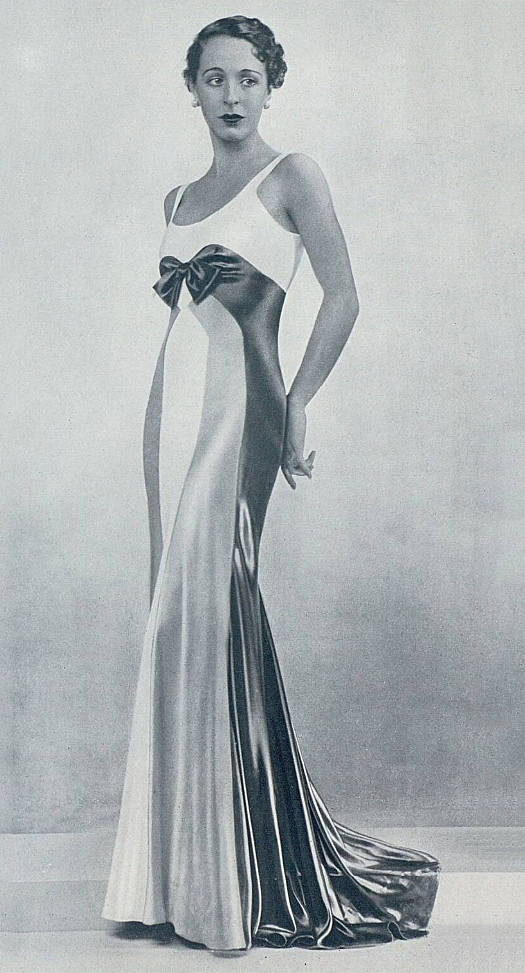 英女王高贵优雅的一生,英女王高贵气质的视频