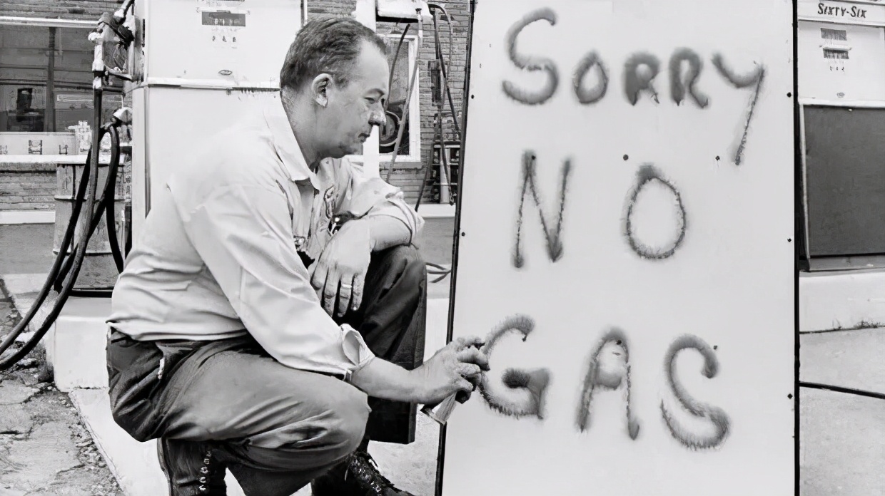 美元石油霸权如何形成,石油美元霸权是如何形成的