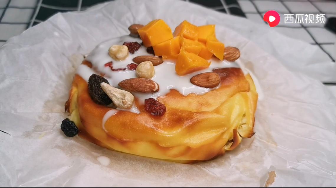 做生日蛋糕6寸视频教程抹茶,自己做蛋糕老费劲儿了