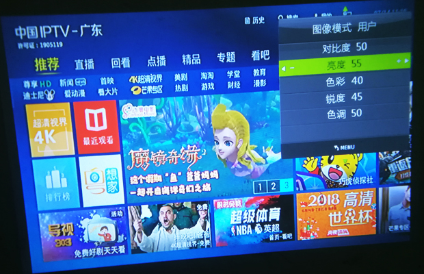 2000以内的投影仪高亮度,买的投影仪亮度不够