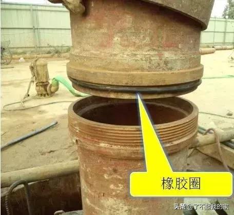 灌注桩钢筋笼卡住导管怎么办,打桩塌孔原因