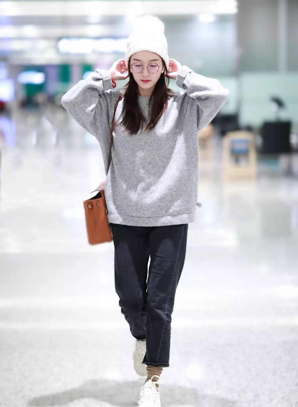 周洁琼代言的运动鞋子,周洁琼鞋