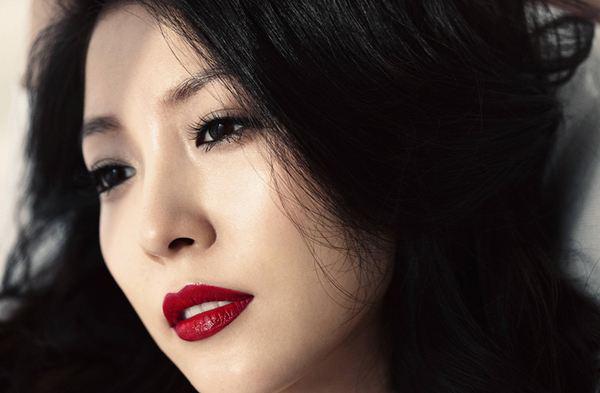 涂口红前涂什么防干裂,口红涂得特别难看怎么办