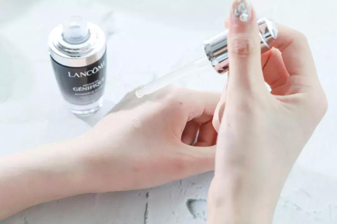 30岁以上好用的抗衰老精华,35岁护肤品推荐抗衰老精华