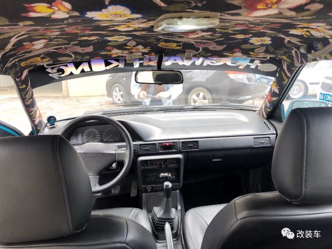 马自达323哪款车最经典,马自达323第三代