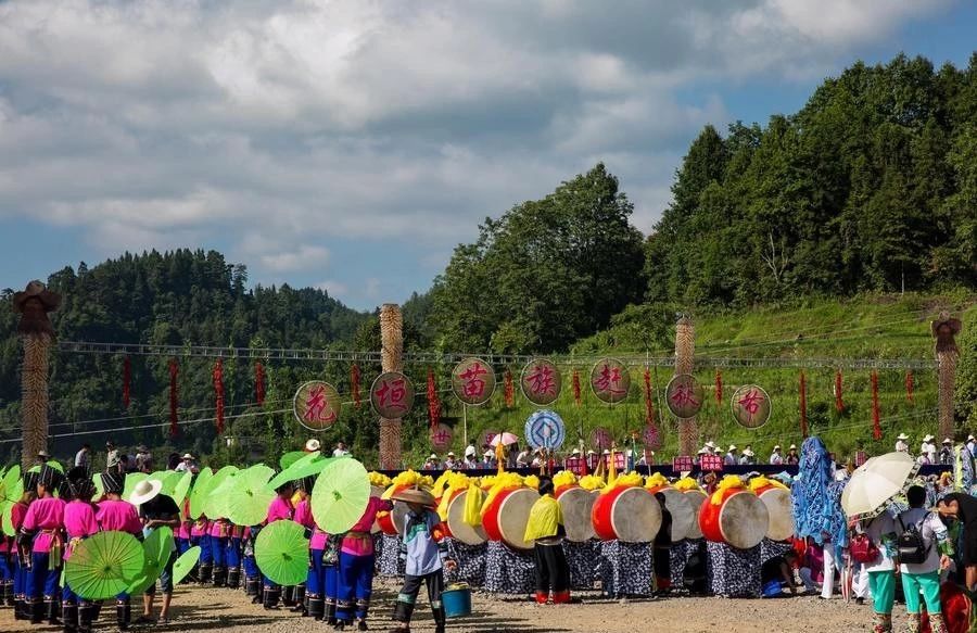 湘西苗族文化习俗及讲解,了解湘西苗族文化和风土人情