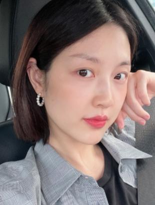 卖三无产品的网红刘虞佳,刘虞佳金秀贤勇气