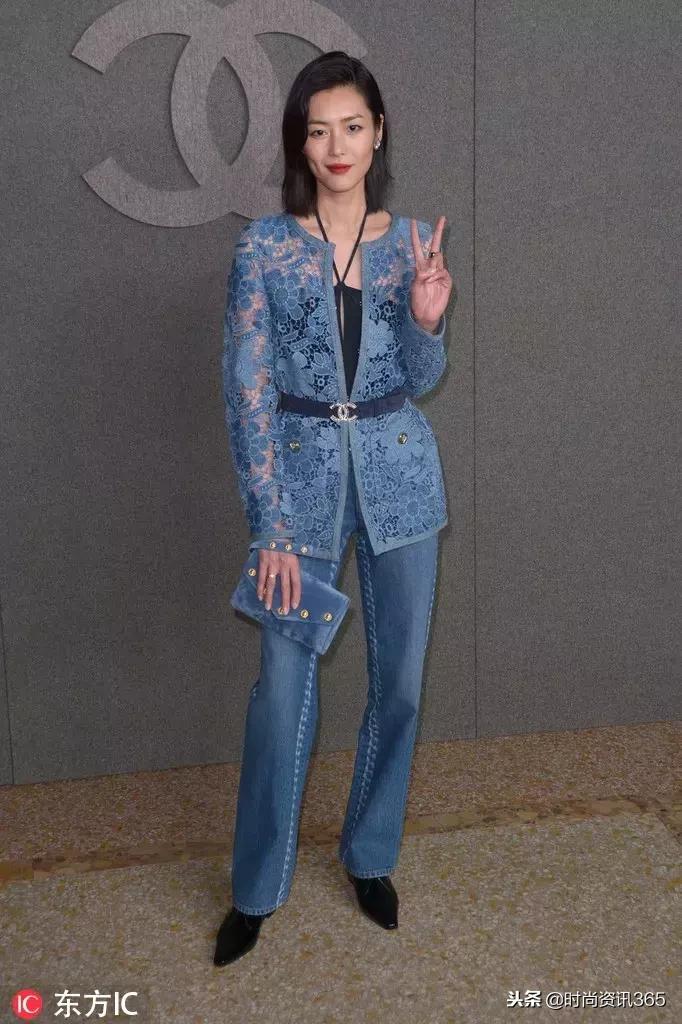 “埃及风”也刮到了时尚圈？CHANEL用金丝银线为你解答！