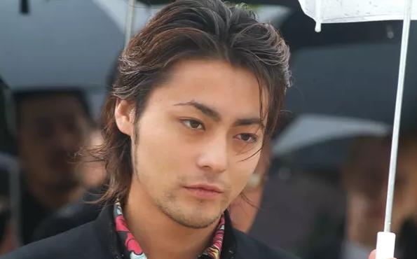 热血高校小栗旬热血上映,谁看热血高校的时候没爱过小栗旬