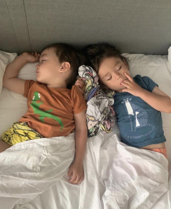 娜恩建厚回瑞士,建厚娜恩振宇最新视频