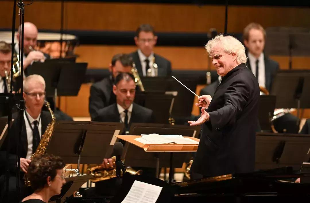 他为什么被称为音乐教父,在世最伟大的指挥家