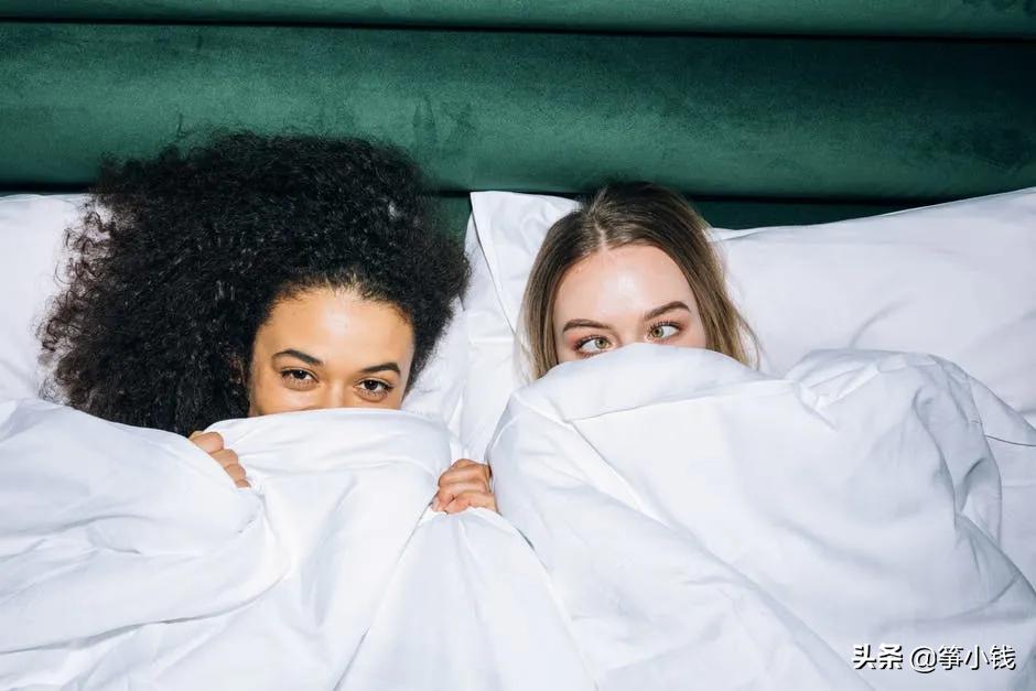 当众出丑怎么办,当众出丑了很尴尬很难接受怎么办