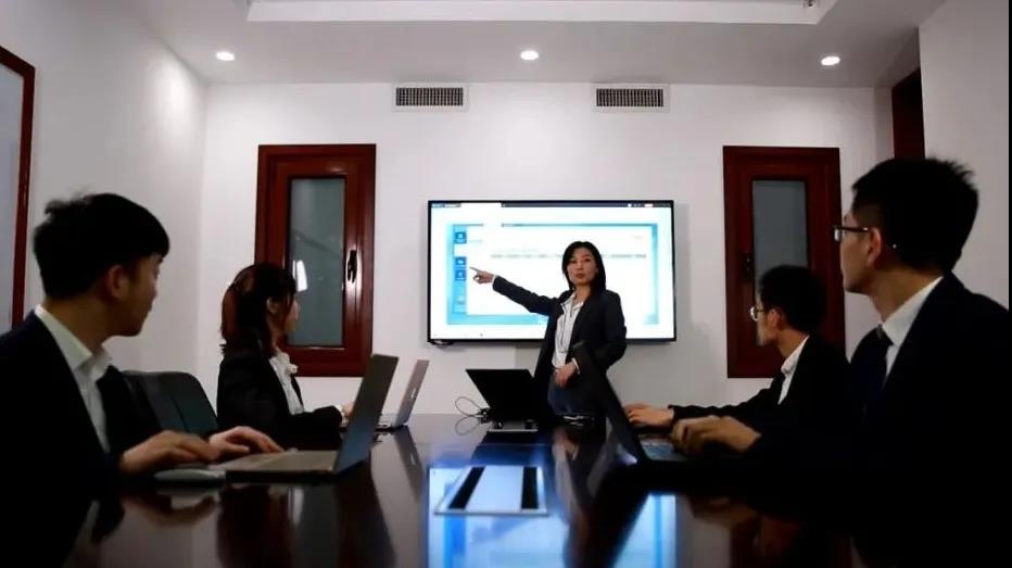 「山东卫视专访」金现代:插上资本翅膀的“软件铁军”