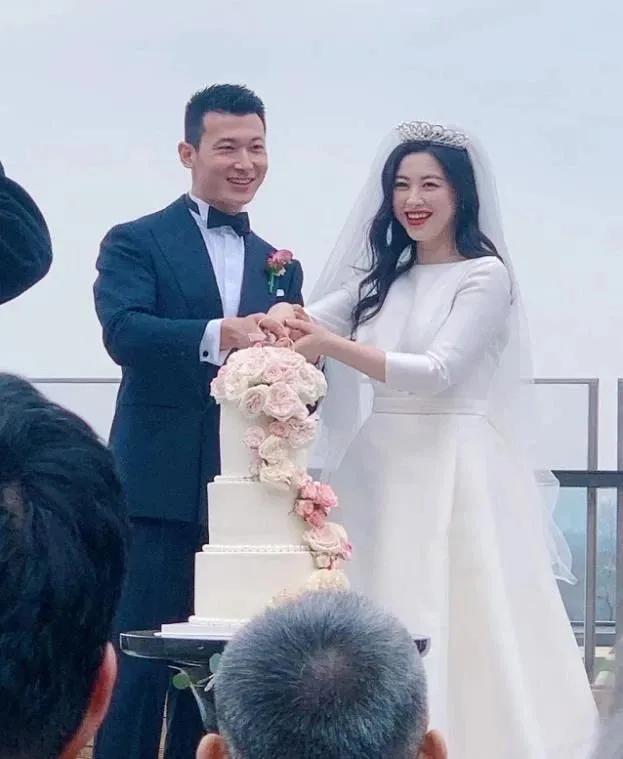 朱珠将门之后,朱珠将门大小姐