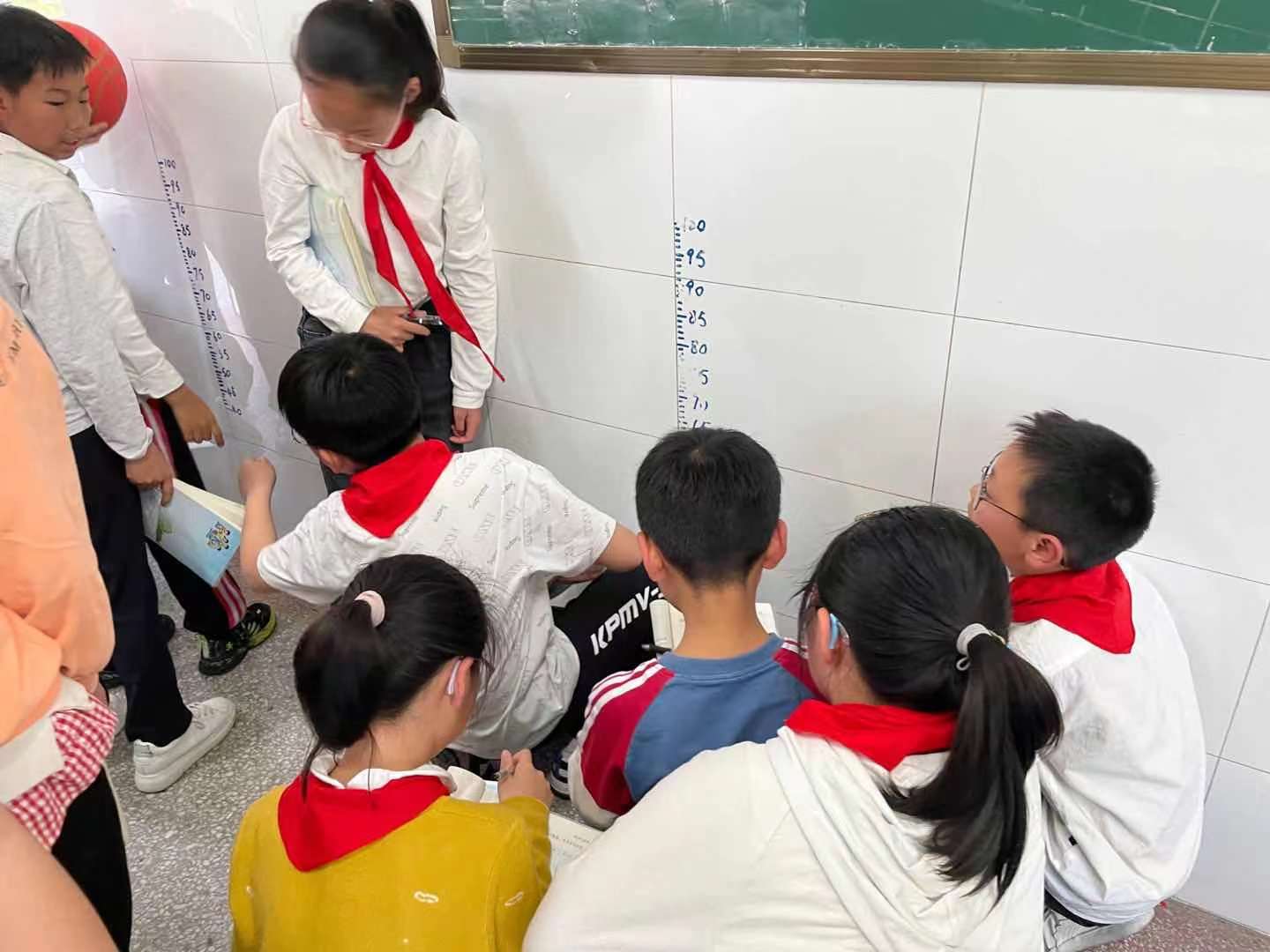 球的反弹高度为什么不一样,破坏球还能反弹吗