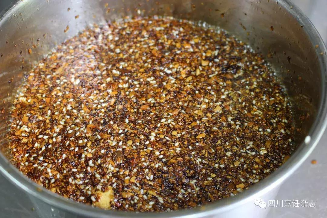 辣椒红油如何炼制,四川泸州古蔺的油辣椒怎么做