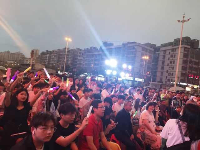 走进硅谷丨这所充满着幸福感的学校是怎样炼成的？