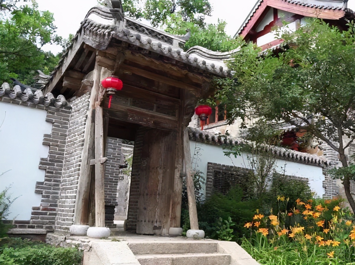 我们不止生产钢——请叫我，鞍山