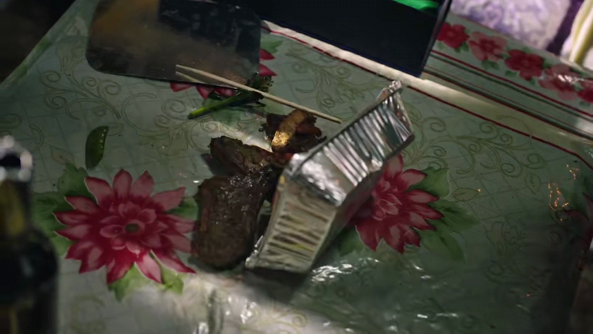 拒绝不了钱吧？《猎狐》唐洪一句台词，价值观让人愤怒