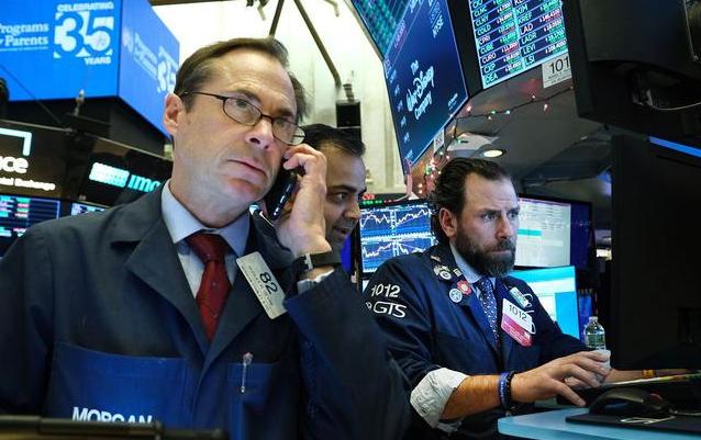 如果一个国家经济衰退会怎样,全球爆发金融危机对股票的影响