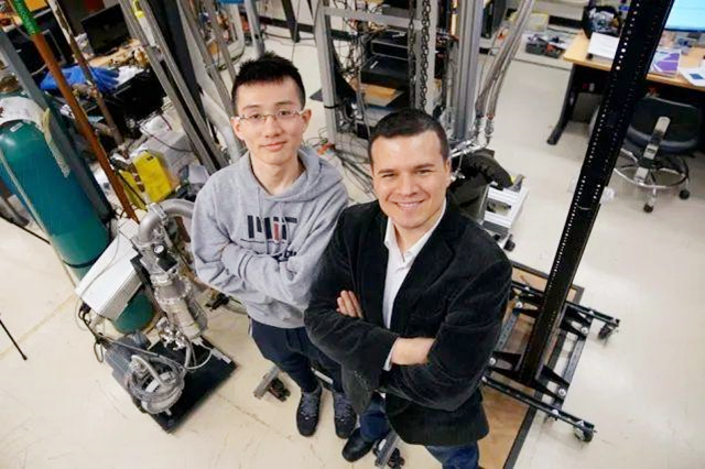 中国天才曹原的视频,曹原夺冠后