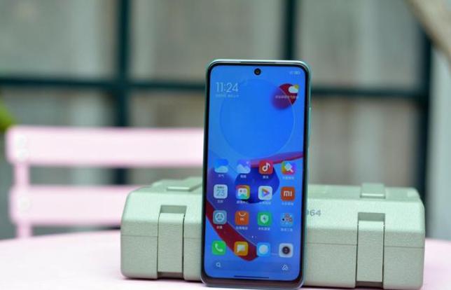 手机推荐性价比高2000到3000左右,oppo2000元左右价格实惠牛逼手机