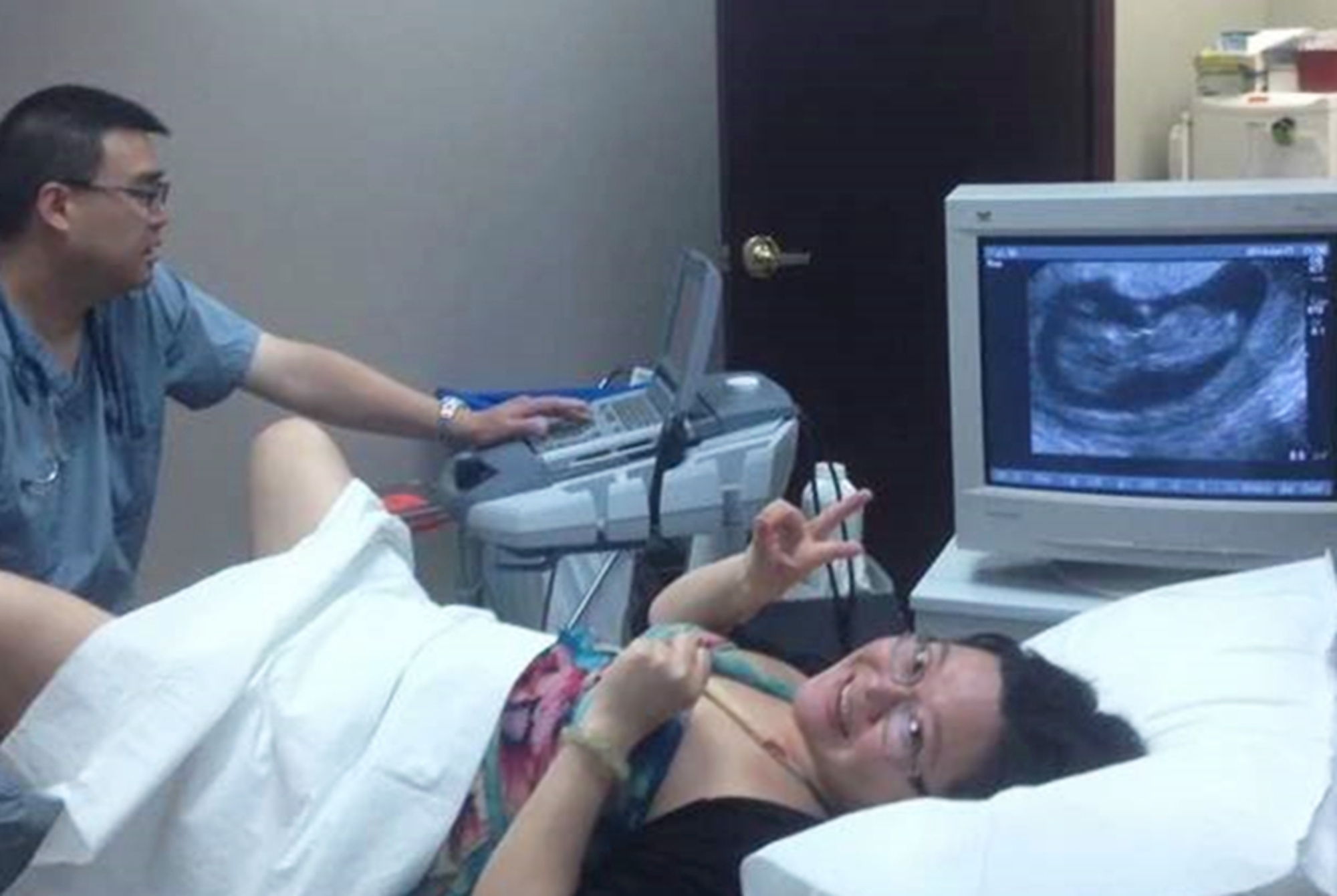 临产内检太尴尬?做过的阴超的孕妈表示:这都是“小场面”,不慌