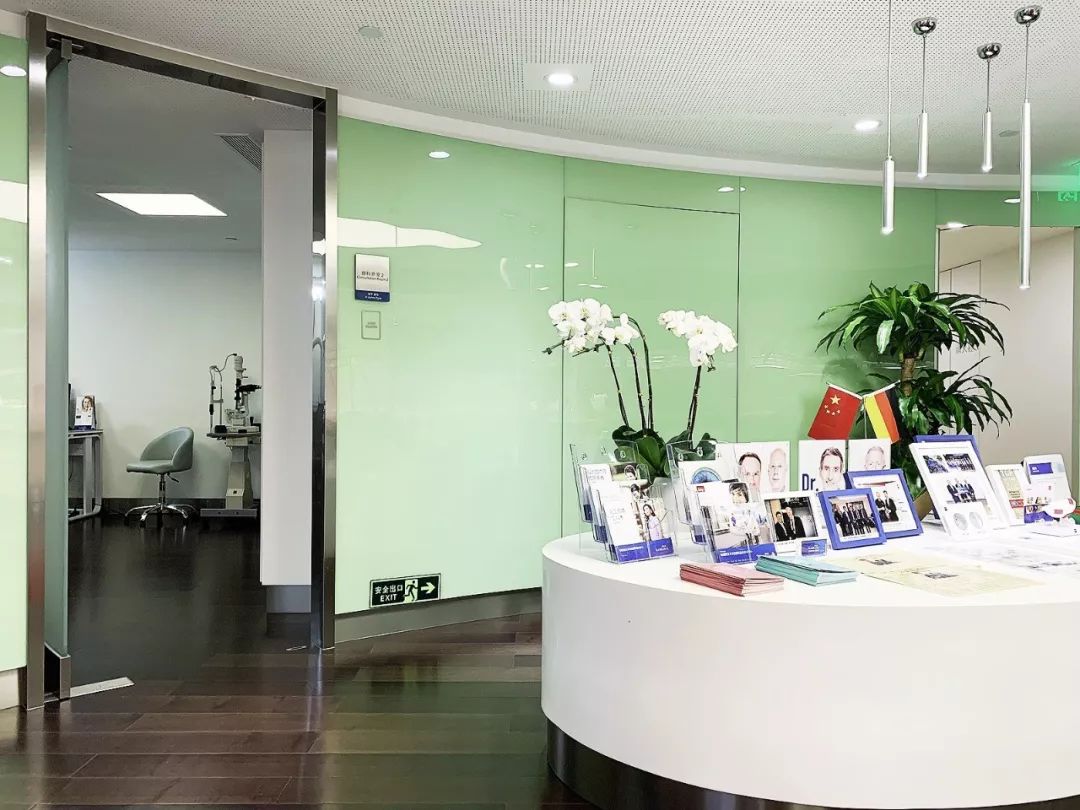 隐形眼镜有散光加近视,近视度数高有散光戴隐形眼镜