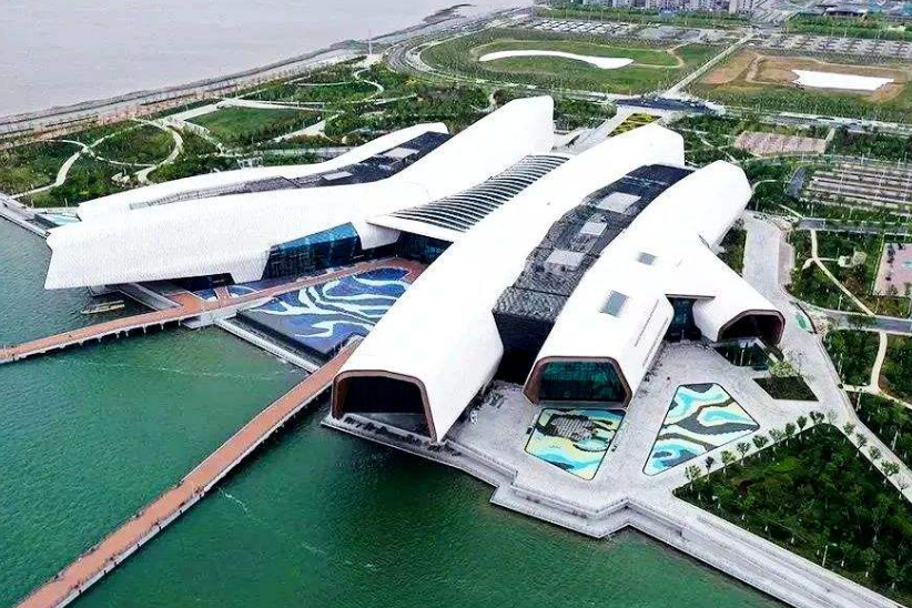 继天塔后，天津又走红一地标，被称为“海洋上的故宫”，门票0元