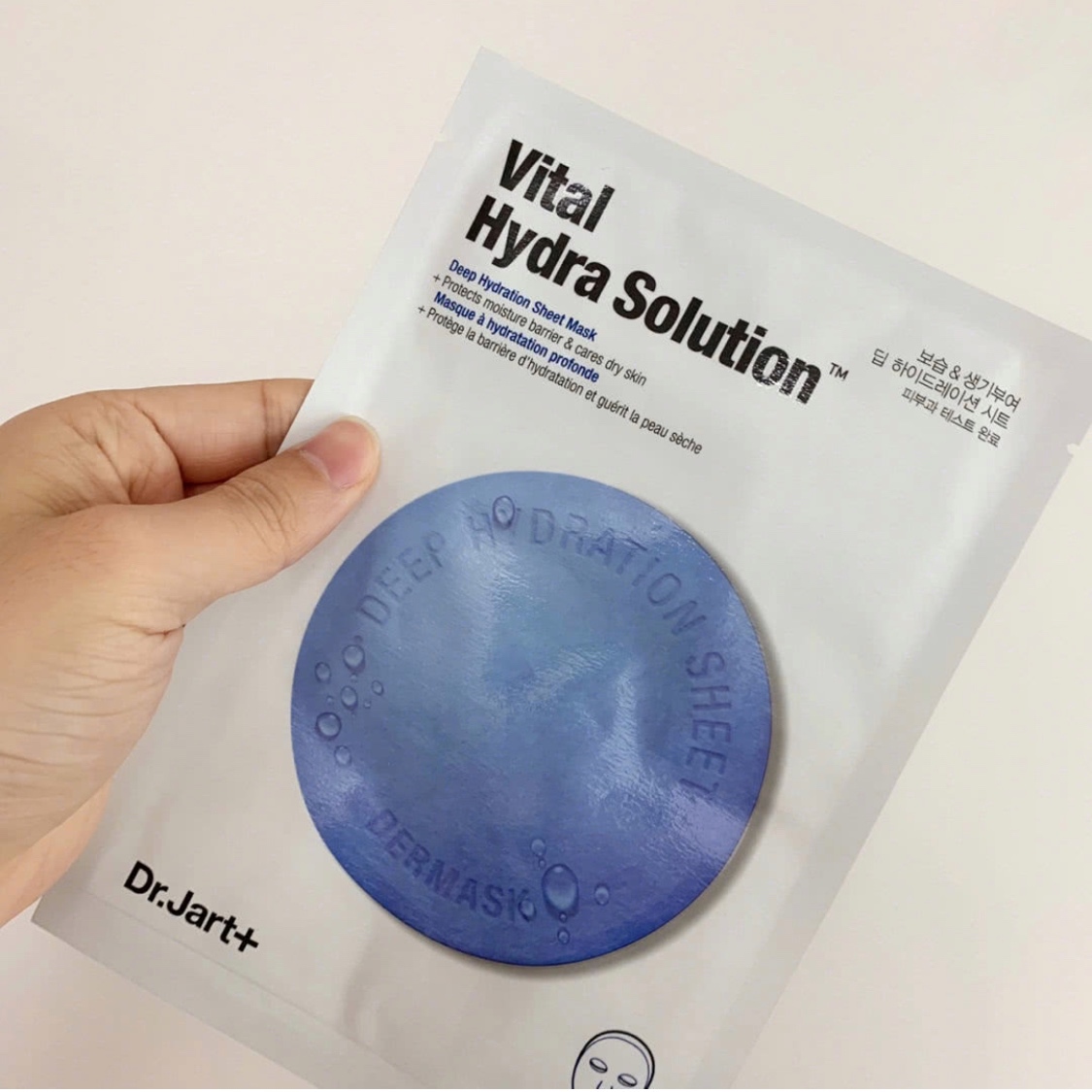 小哥哥们长得嫩？人家面膜敷的比你勤！这10款面膜帮你偷偷变帅