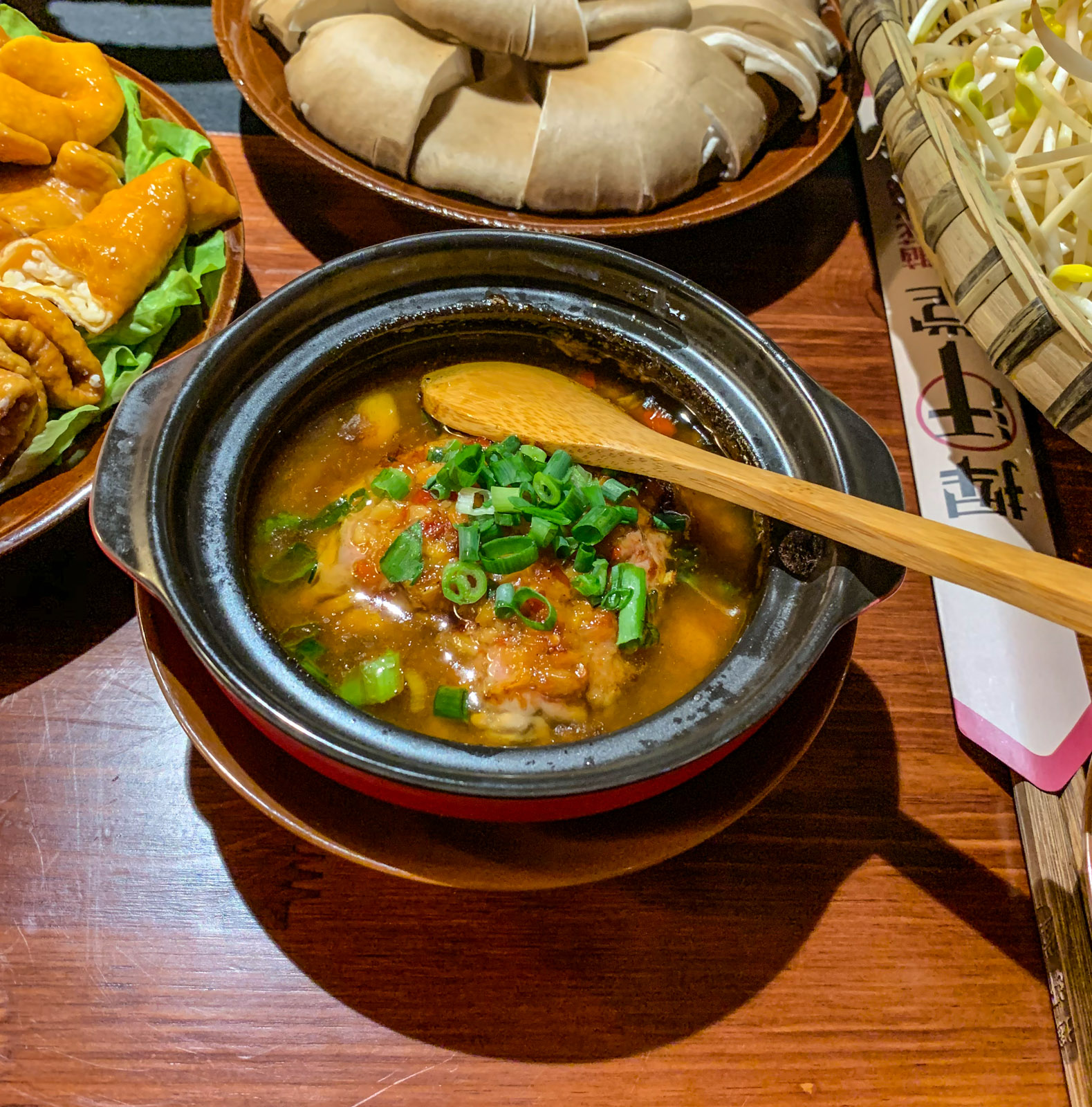 解放碑有什么好玩的,重庆一日游鹅岭解放碑