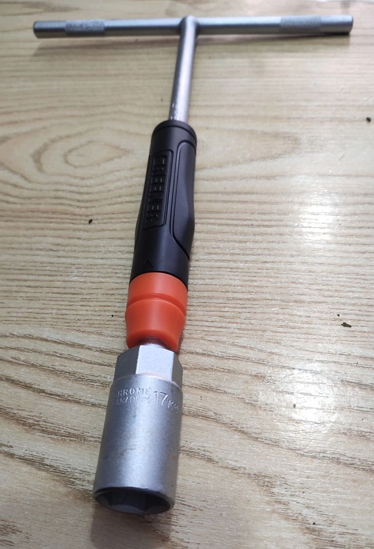 五羊本田nx125多久保养一次,五羊本田nx125哪个颜色最经典