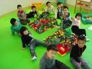 让乐高告诉你，如何用IP打通玩教娱三大产业链