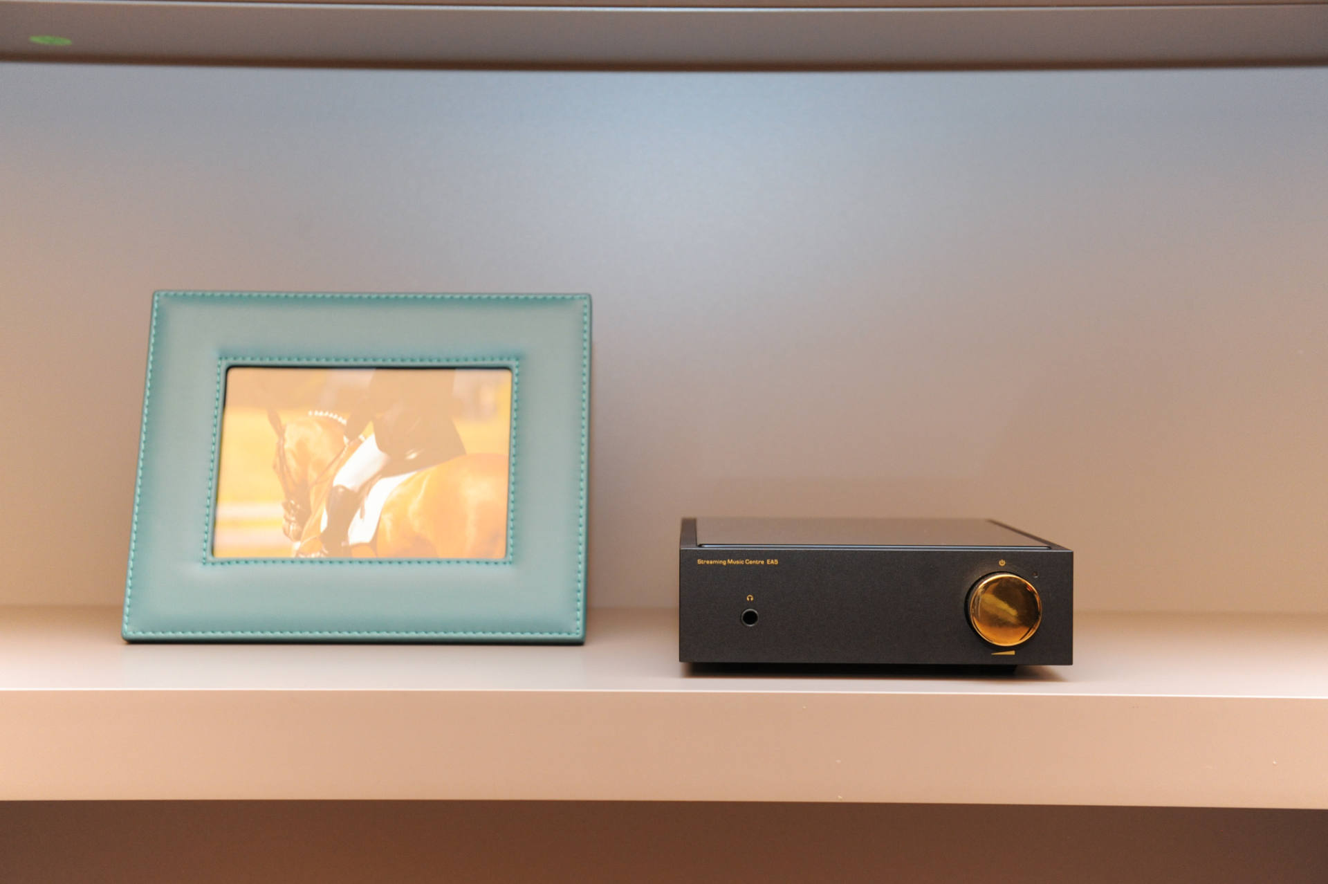 近场聆听之美：KEFLS50Meta书架箱+山灵EA5流媒体功放