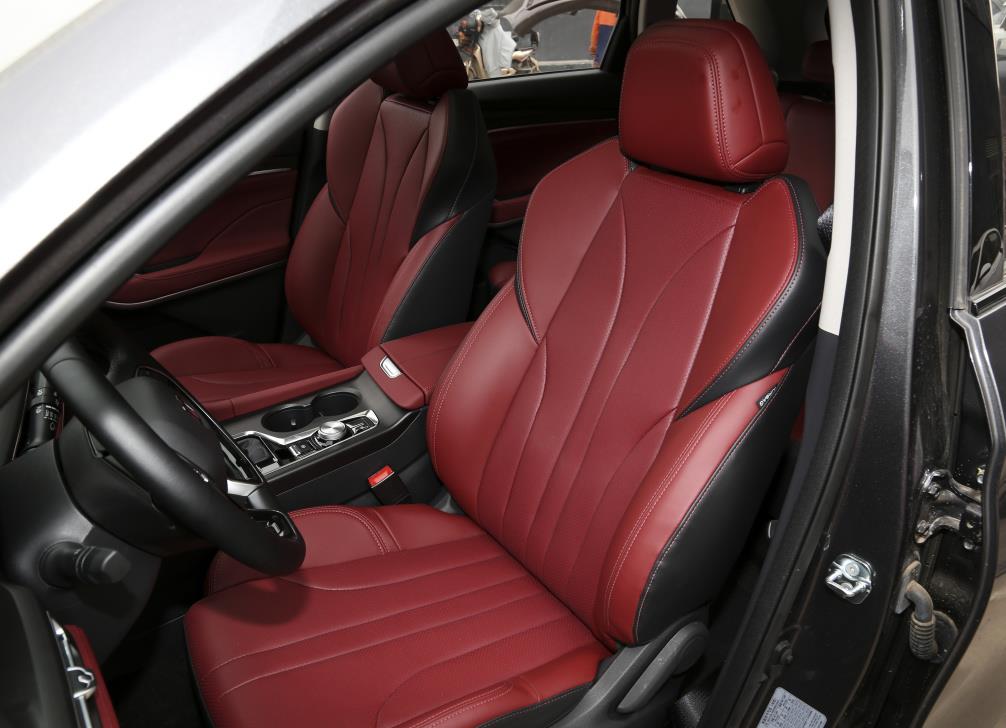 10万左右公认最好省油耐用suv,10万落地的suv哪一款好和省油