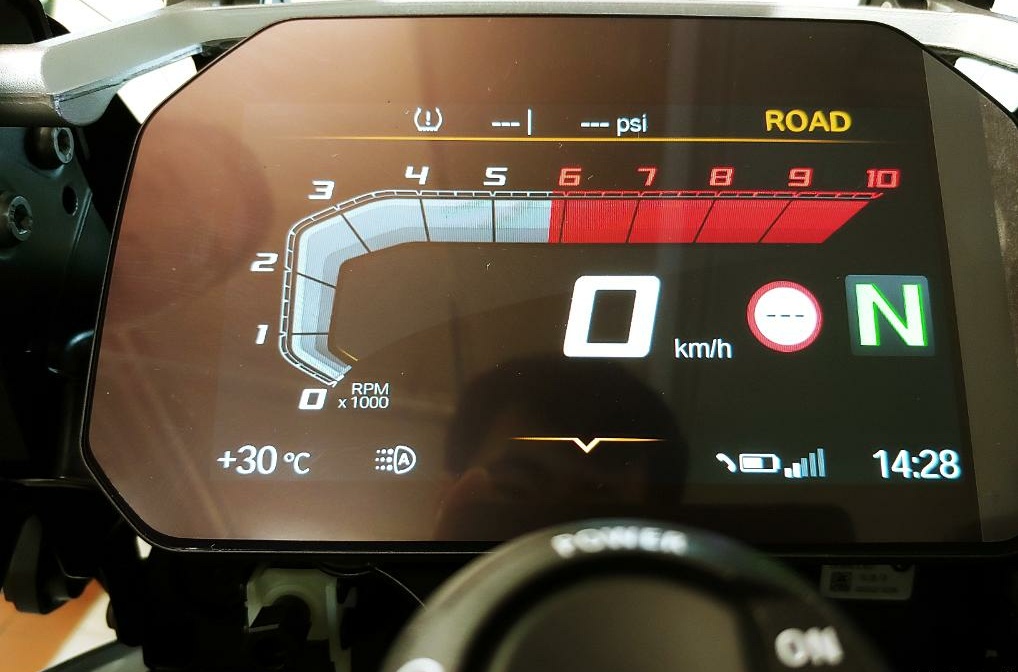 宝马r1250gs探险版能跑多快,宝马r1250gs探险版座高展示