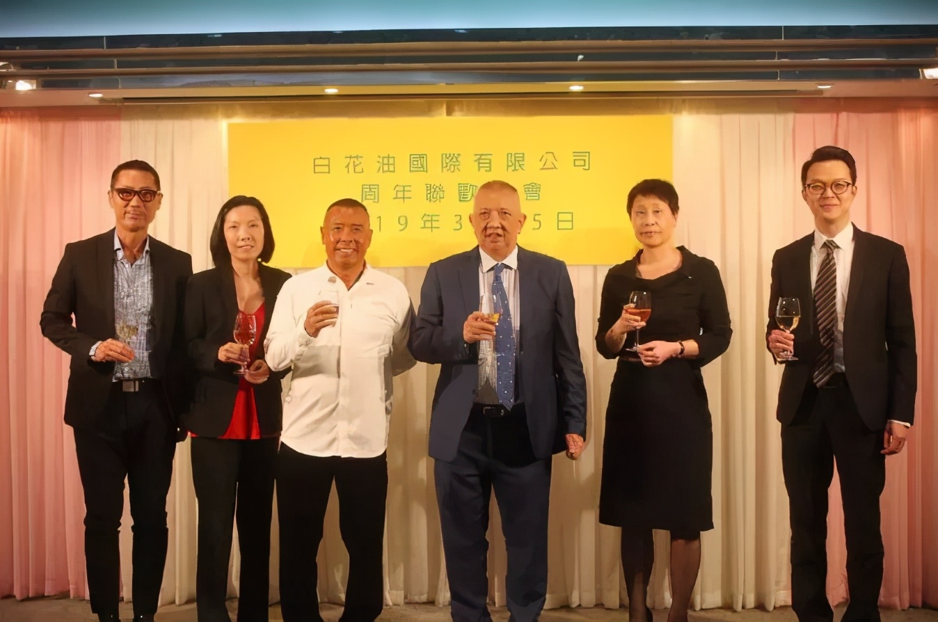 居家良药和兴白花油,起于福建,发迹星马,为什么有水仙花设计?