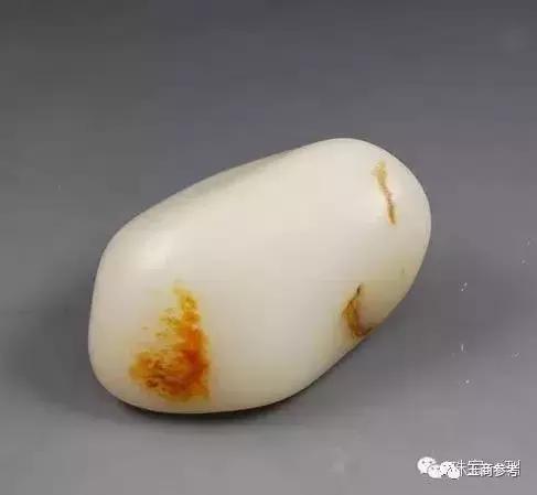 和田玉的识别一招鉴定和田玉真假,怎么分辨真和田玉和假的和田玉