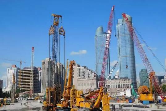 开铲车能赚多少钱,开铲车能挣多少钱