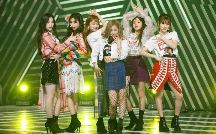 泫雅打歌现场,泫雅gidle合作舞台