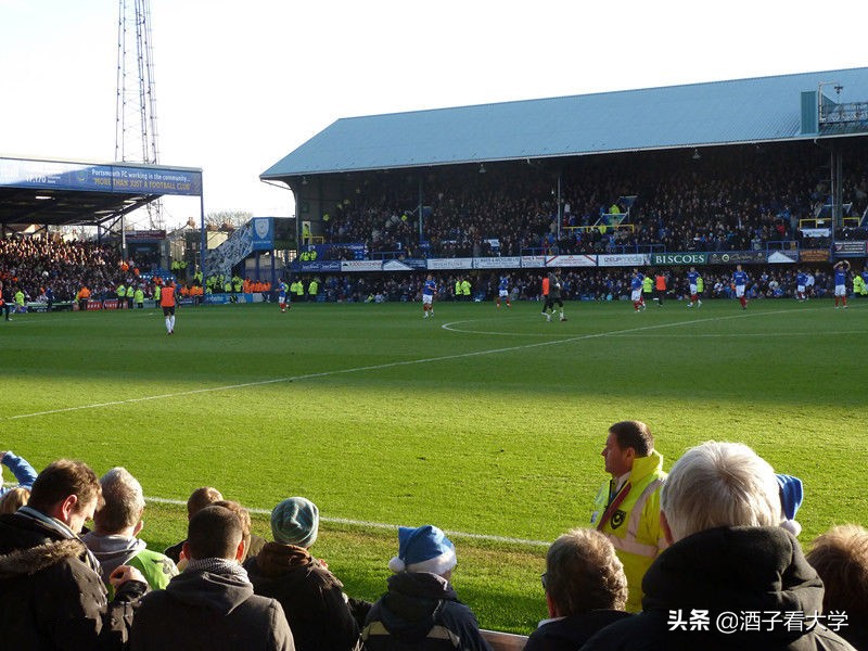 坐落在海军基地、曾策划过诺曼底登陆战之地的大学！