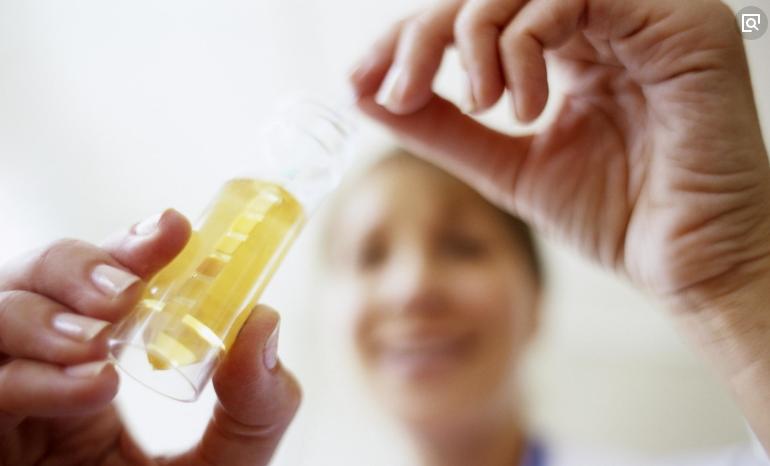 女性尿路感染总是反复怎么回事,女性反复尿路感染吃多久的消炎药