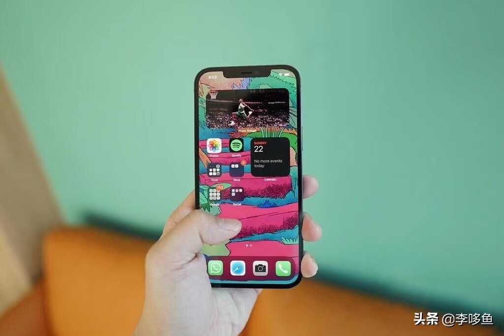 iphone13pro什么屏幕不伤眼,iphone13pro屏幕观感怎样