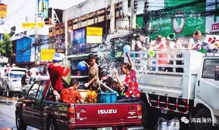 2019泰国泼水节视频,2024年泰国泼水节攻略