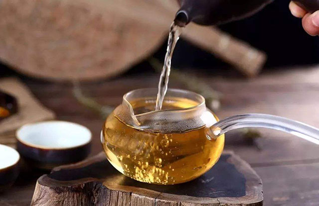 我们喝茶一共有多少年的历史,我们的生活为什么需要喝茶