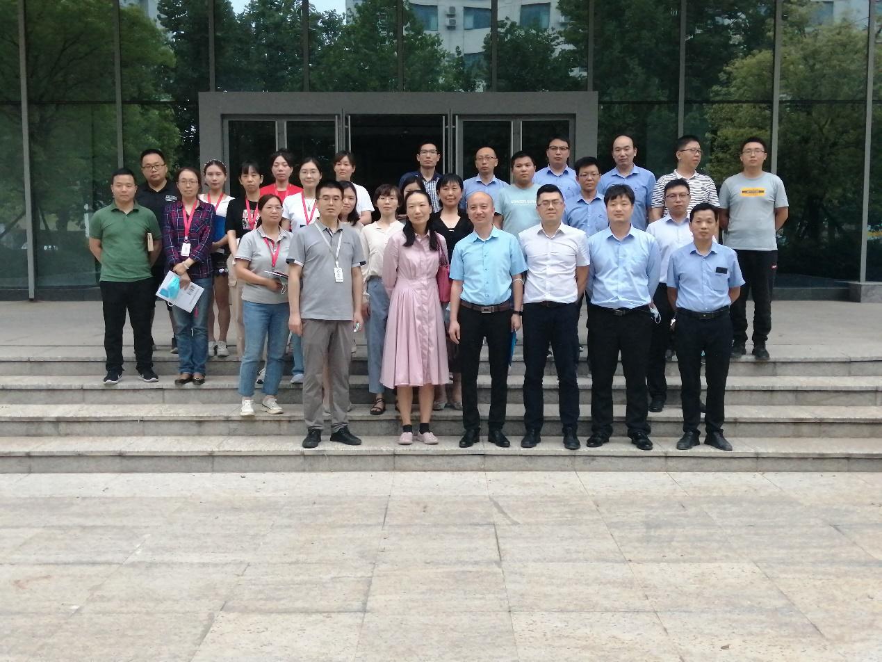 热烈庆祝枫杨园区运营中心“万人助万企”暨第六期“链合绽放”活动—智能制造数字精益研讨会成功召开