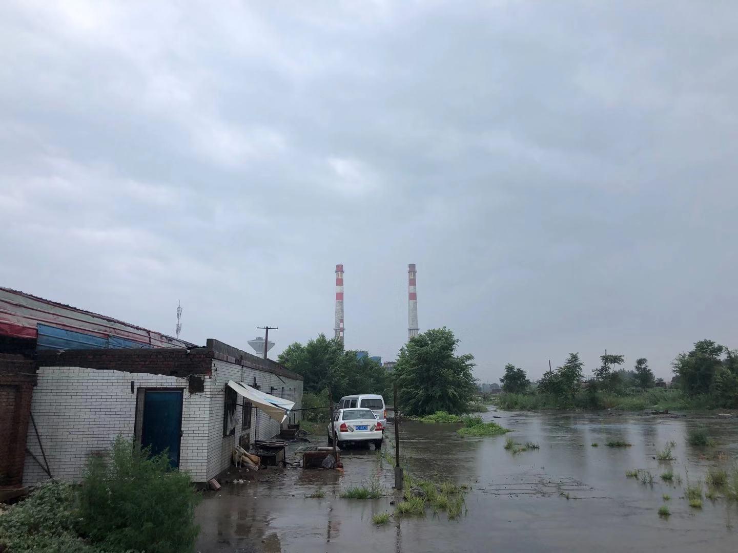 买房两年半不动工，沙河“大新华府”项目32位业主要求退房退款，进展缓慢