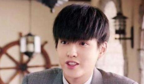 揭秘吴亦凡：从前被周星驰、徐克、冯小刚、管虎力捧的真相